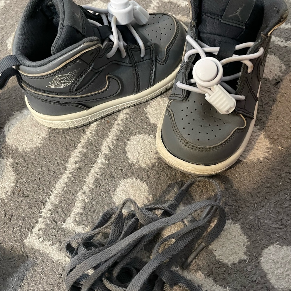 Jordan Kids High-Top Sneakers in Dark Gray and White